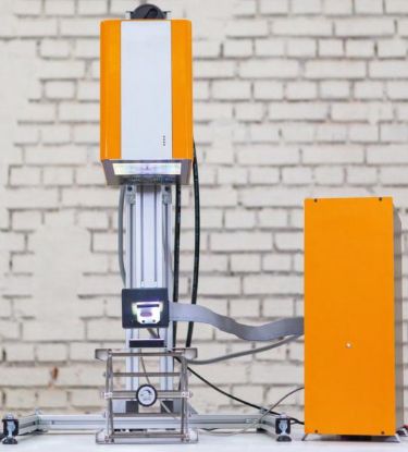 图片 光伏研发LED太阳光模拟器